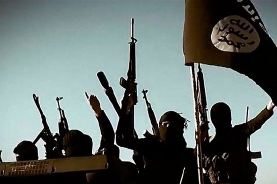 Estado Islámico ejecuta a dos personas acusadas de brujería