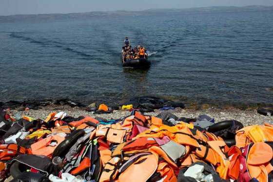 Más de un millón de refugiados llegaron por mar a Europa en 2015