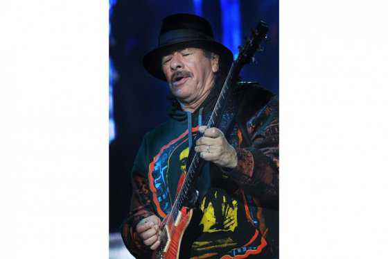 Carlos Santana se reúne con vieja banda para su primer álbum conjunto en 45 años