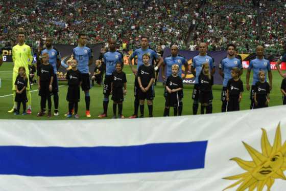 Asociación Uruguaya considera que confusión de himno fue error «grotesco» y un «agravio»