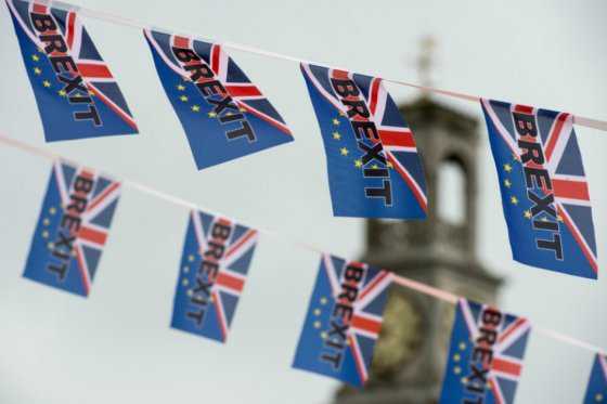 Irlanda y Francia piden a Londres que solicite cuanto antes la salida de UE
