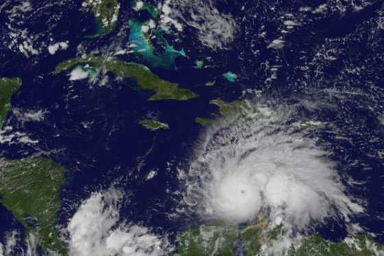 Jamaica, en «alerta máxima» ante el huracán Matthew