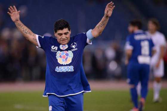 Maradona: “Estoy a favor de que Argentina juegue en la Bombonera”