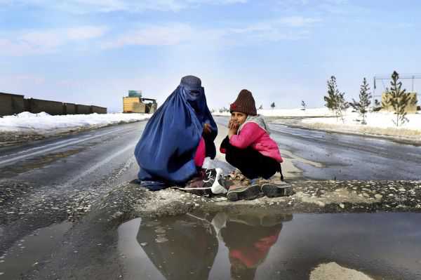 Ascienden a 191 los muertos por el temporal de nieve en Afganistán