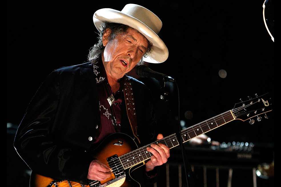 Academia Sueca da ultimátum a Bob Dylan si quiere reclamar dinero del Nobel