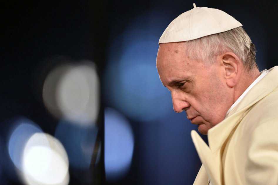Papa pide protección para civiles de la ciudad iraquí de Mosul