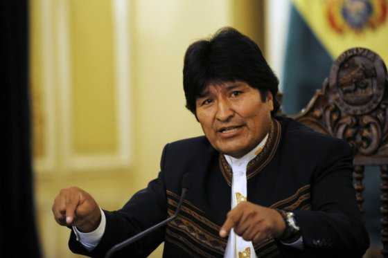 Evo Morales recurre a Twitter, tras prohibición médica de hablar