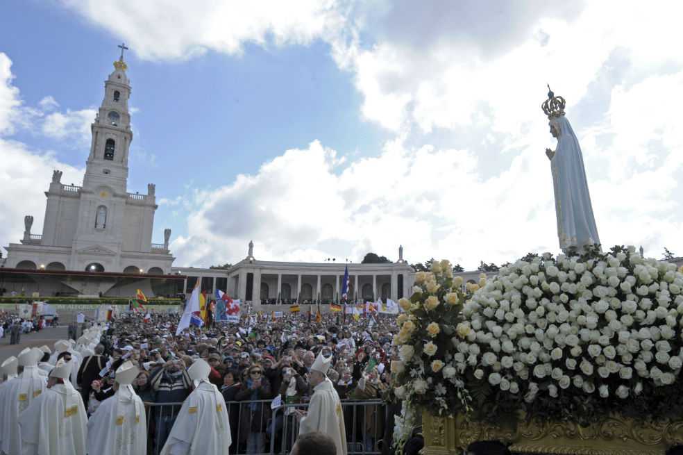 Fátima se prepara para recibir al papa entre fuertes medidas de seguridad