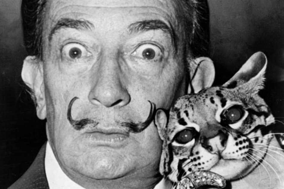 Ordenan exhumar los restos de Salvador Dalí por demanda de paternidad