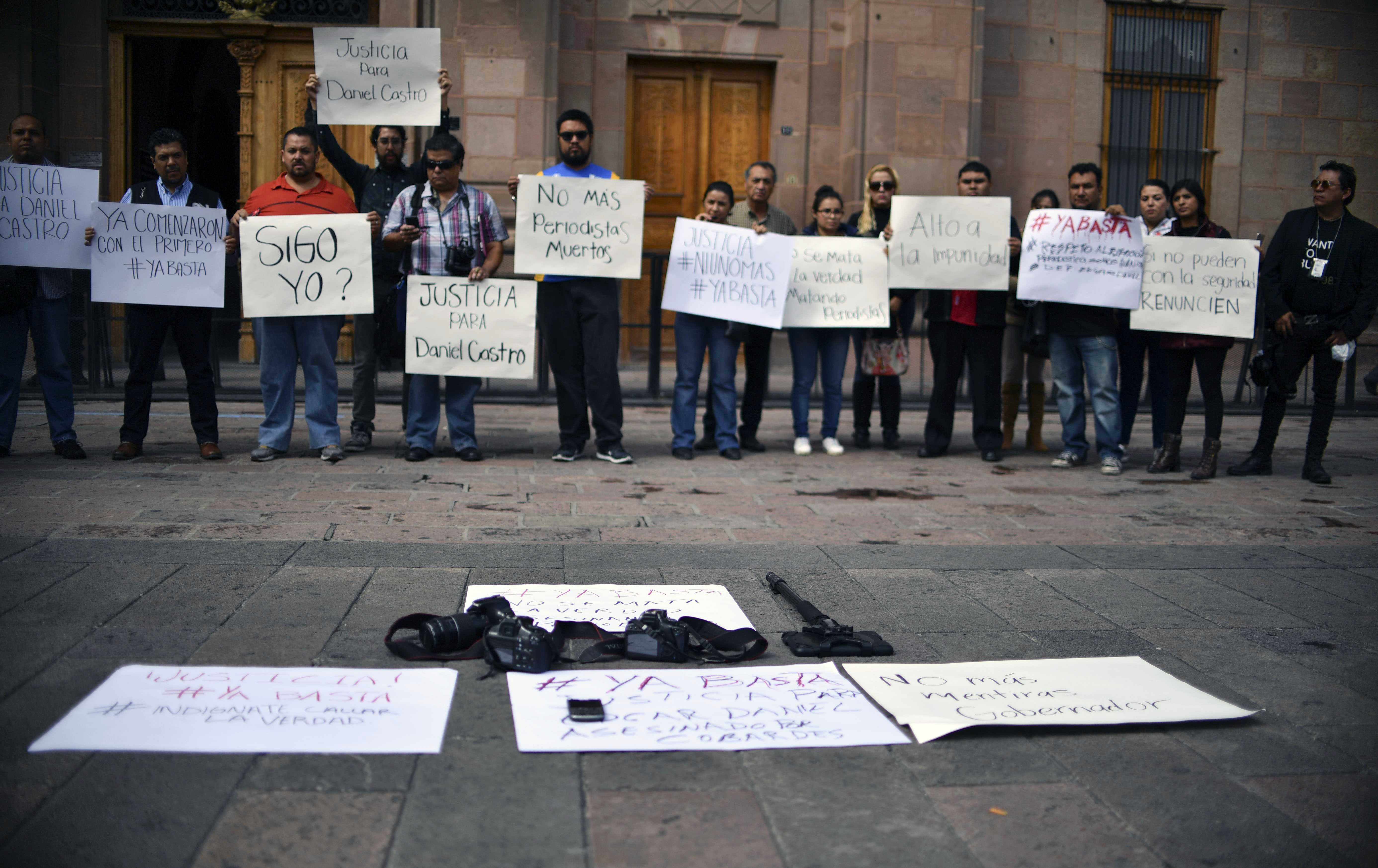 Asesinado fotoperiodista en México, van 11 comunicadores ultimados en 2017