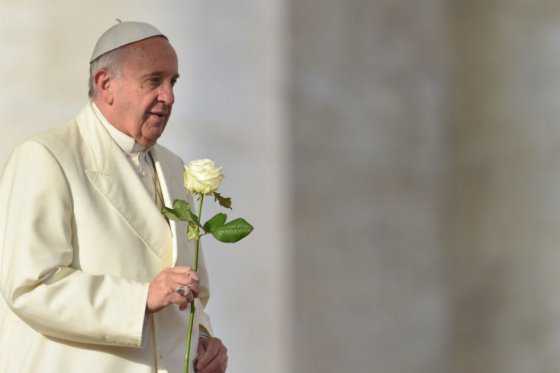 El papa pide «disculpas» a las víctimas de abusos sexuales