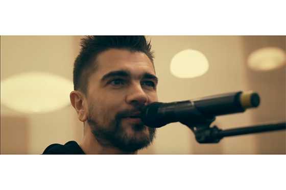 Juanes estrena «Más que tu amigo» en homenaje a Marco Antonio Solís
