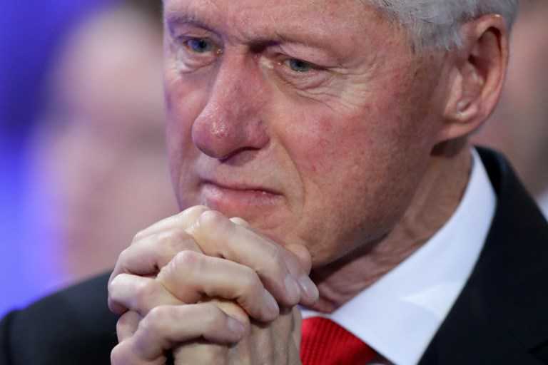 Llueven críticas sobre Bill Clinton por comentarios sobre Monica Lewinsky