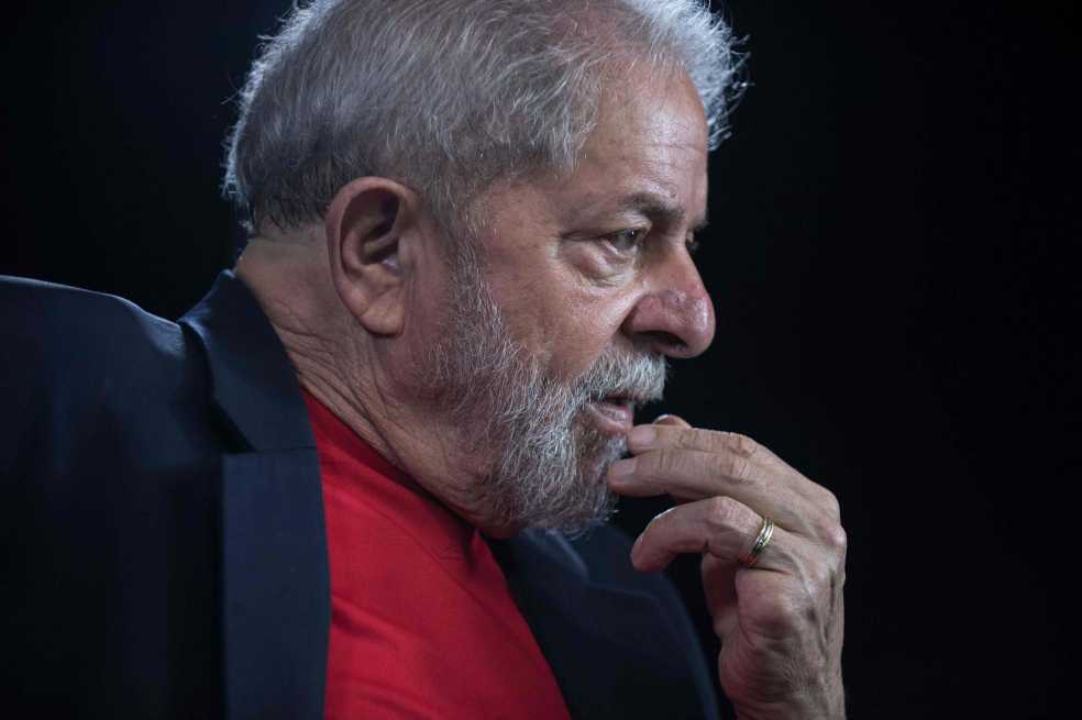 Los libros que el expresidente Lula lee desde su celda en Brasil