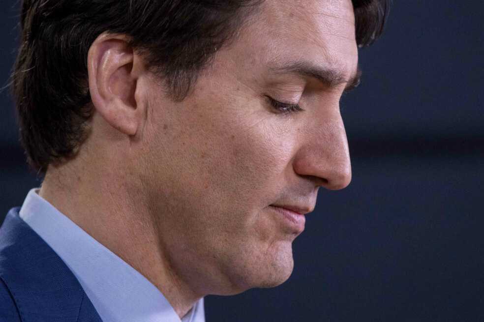 Trudeau reconoce errores tras escándalo en su gobierno, pero no se disculpa