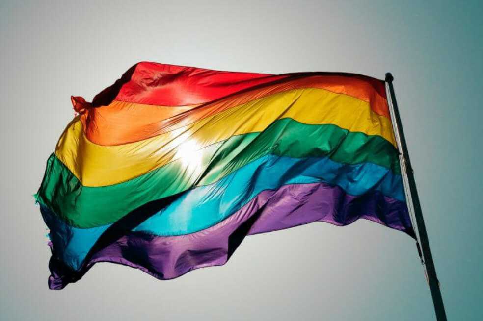 Investigarán supuestos cursos para “curar” homosexualidad en diócesis de Madrid