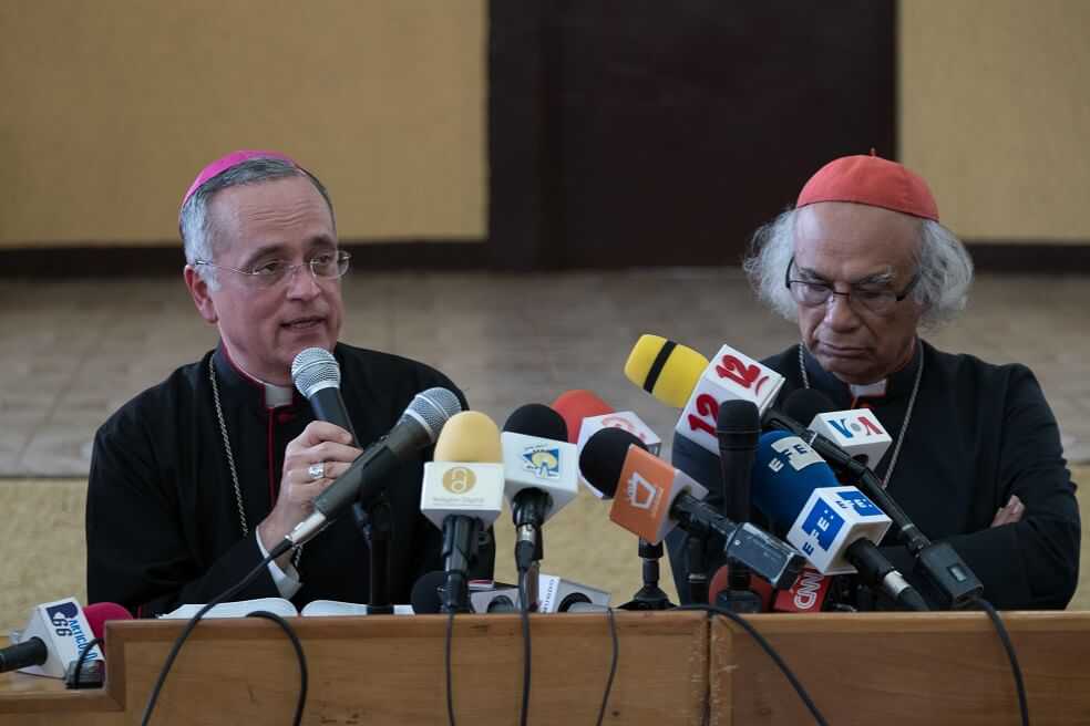 Obispo nicaragüense, Silvio Báez, denuncia amenazas de muerte y anuncia su traslado al Vaticano