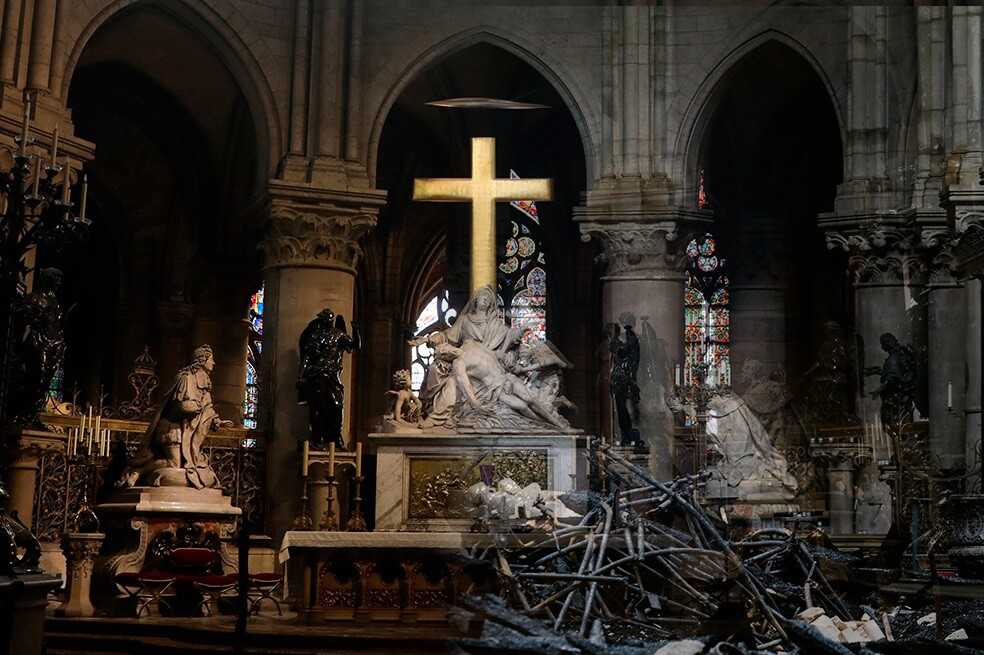 El antes y el después del interior de la Catedral de Notre-Dame