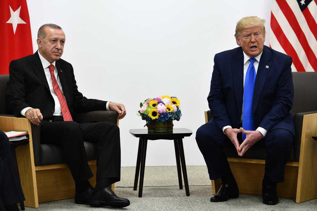 Trump anuncia el levantamiento de las sanciones contra Turquía