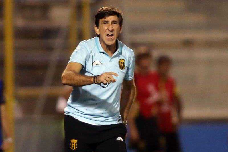 Gustavo Costas: “Las ligas de Argentina y Brasil siguen muchos escalones por encima”