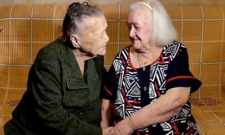 Separadas por la guerra, dos hermanas rusas se reencuentran después de 78 años