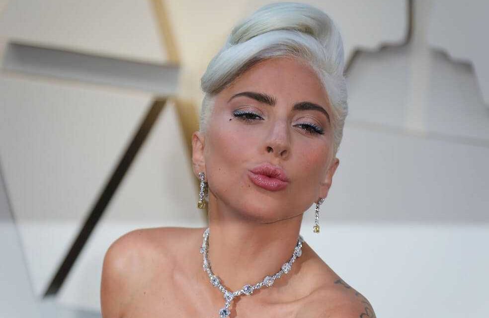 Lady Gaga aplaza el lanzamiento del disco «Chromatica» por coronavirus