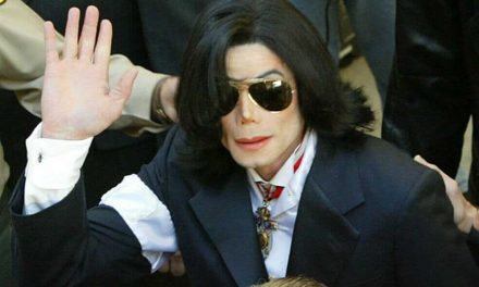 Un juez retiró 6,9 millones de dólares al productor de Michael Jackson