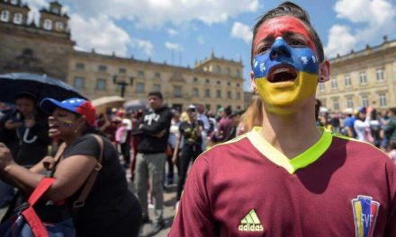 Número de venezolanos en Colombia desciende por primera vez en cinco años