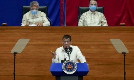 En medio de críticas, Duterte defiende la gestión del gobierno filipino durante crisis sanitaria