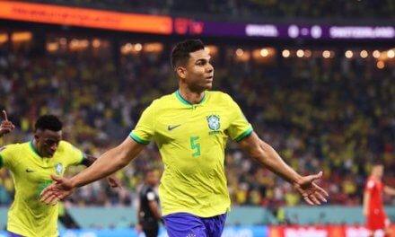 Con gol de Casemiro, Brasil venció a Suiza y clasificó a octavos del Mundial