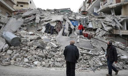“Siete miembros de mi familia están bajo los escombros”, víctima del terremoto