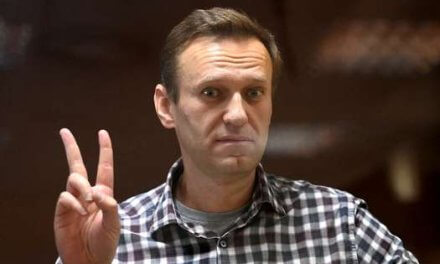 Alexei Navalny, opositor ruso, está en estado crítico, tras posible envenenamiento