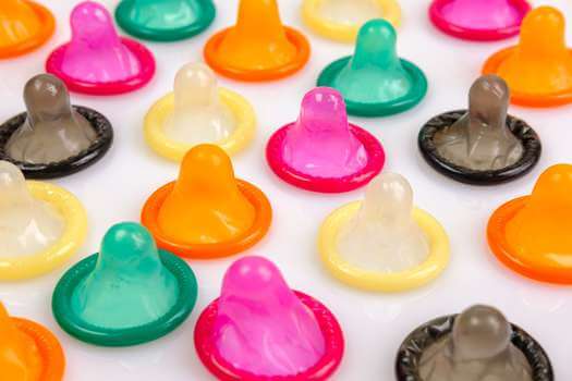 Cae banda que vendía condones falsificados a trabajadoras sexuales en España