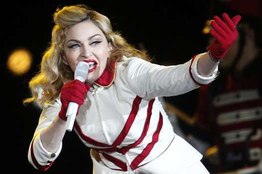 Madonna cumple 65 años recuperándose para su gira mundial y sin ganas de parar