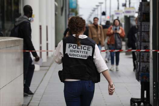 La Policía de París abrió fuego en una estación de tren, tras supuestas amenazas