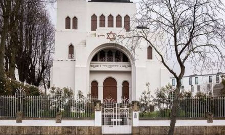 Vandalizan la Sinagoga de Oporto con pintadas de “Palestina libre”